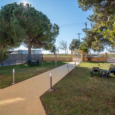 Pine Trees Apartment Preveza Exterior foto